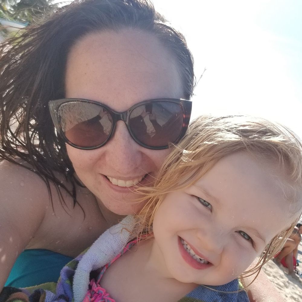 Meet your Posher, Alyson